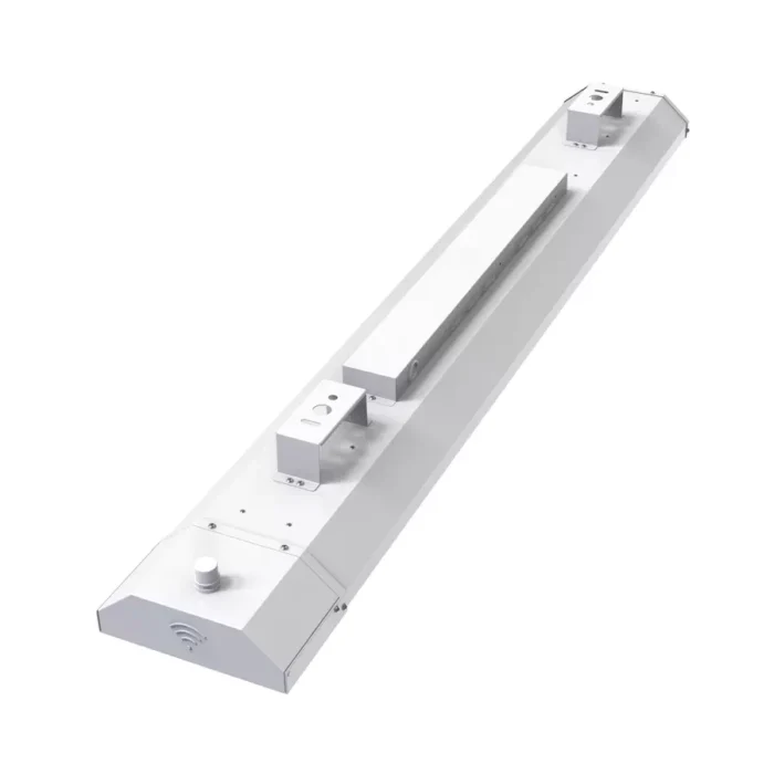 Linear low bay lighting - Image 3