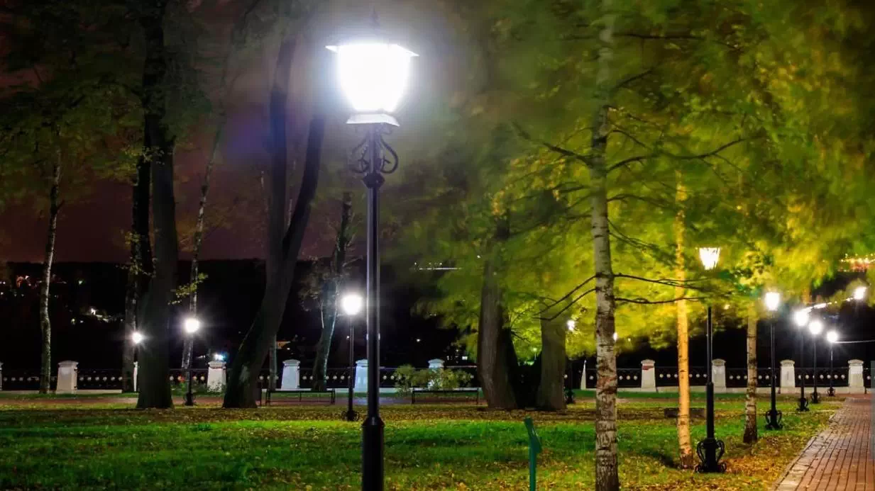 120Vは景色の照明を導いた