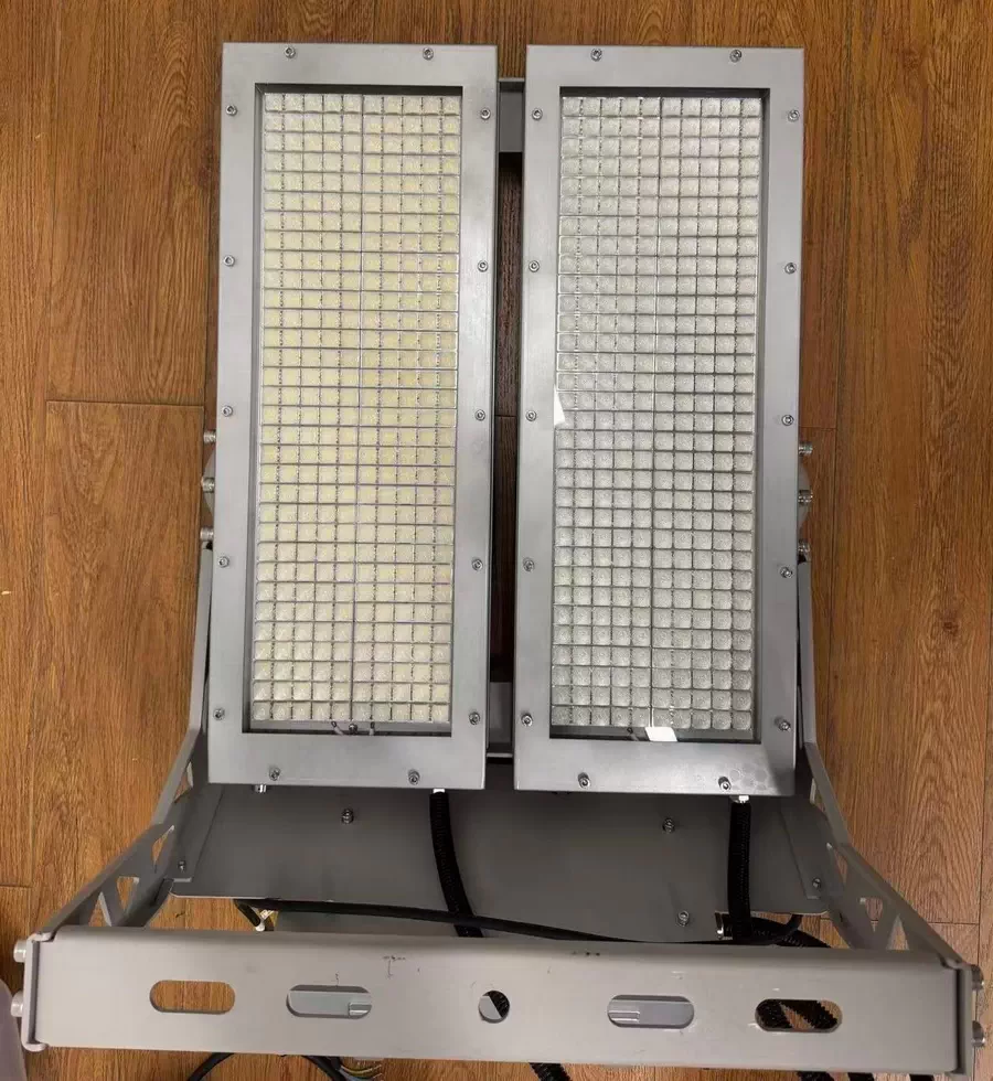 600w LED 泛光灯散热
