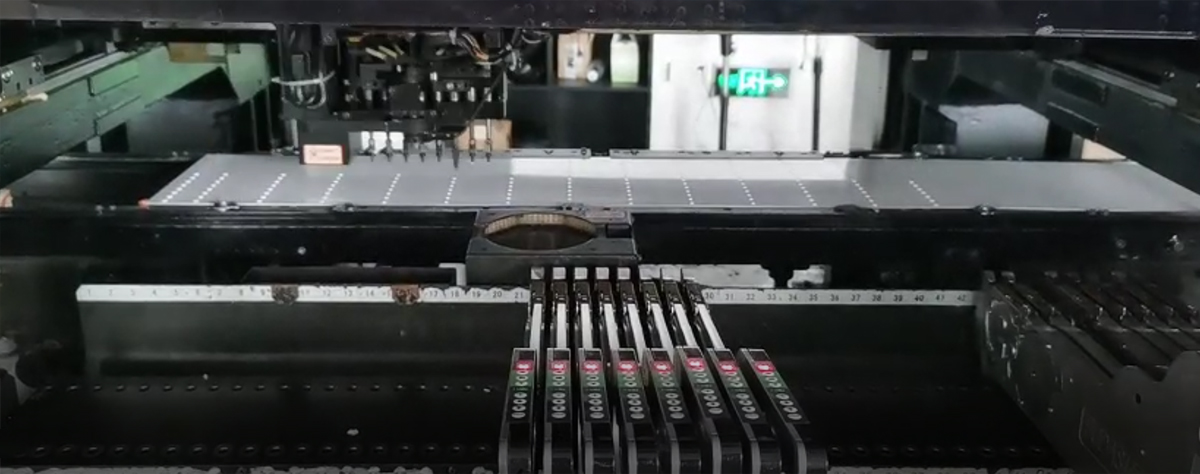 Lamp bead placement process of LED lamp bead placement machine | LEDRHYTHM